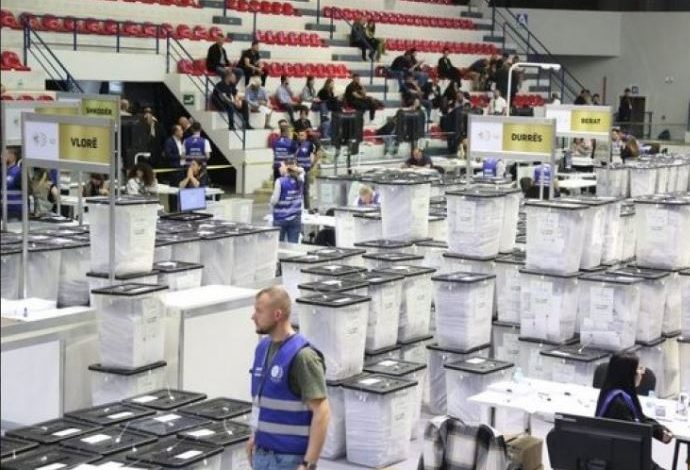 ZGJEDHJET E 11 MAJIT/ KQZ: Përfundon numërimi i votave preferenciale për kandidatët në 12 qarqe