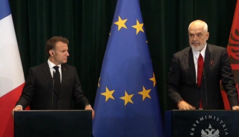 TENSIONET KOSOVË-SERBI/ Macron: Uroj që javët e ardhshme të rifillojmë dialogun, e rëndësishme për të gjithë rajonin