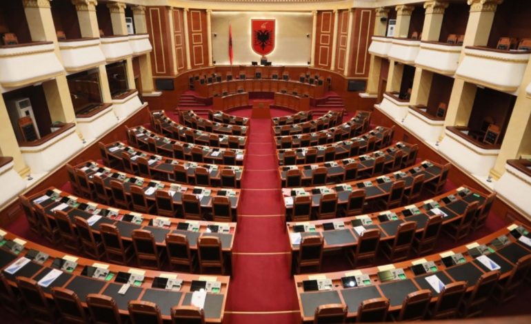 11 MAJI/ Kush janë 140 deputetët e zgjedhur? PS mori 83 mandate, PD 50. Partitë e vogla…