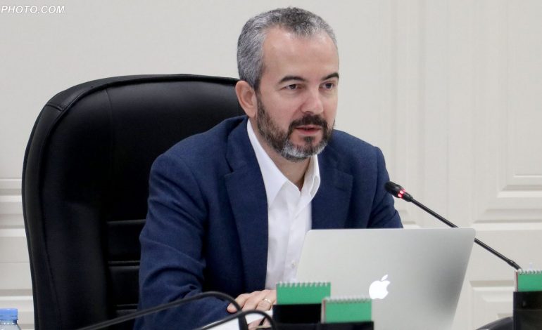 ZGJEDHJET/ Celibashi, Çela dhe Dumani takim me ambasadorët e huaj: Të luftohet krimi elektoral