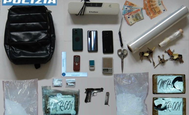KAPET ME KOKAINË DHE ARMË/ Arrestohet 27-vjeçari shqiptar në Savona të Italisë, vlera e drogës shkon në 350 mijë euro