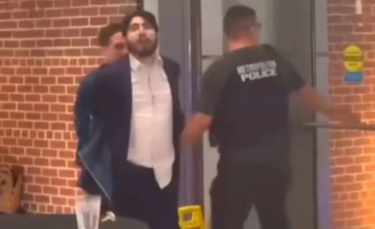 SULM I PËRGJAKSHMËM NË UASHINGTON/ Priten dy anëtarë të stafit të ambasadës izraelite, arrestohet autori