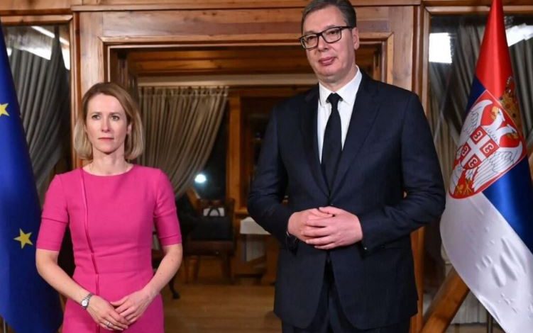 “NUK KA RRUGË TË SHKURTËR PËR JU”/ Kallas kritika presidentit serb Vuçiç: Nuk kishe pse shkoje tek Putin