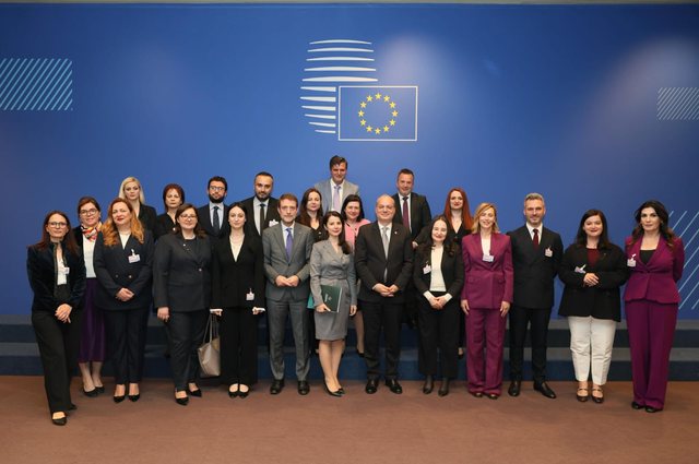 HAPJA E GRUP-KAPITULLIT 3/ Hasani në Bruksel: Një gurthemel i ri, reflektim i progresit të Shqipërisë bazuar në meritë