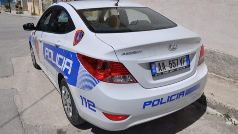 PËRFUNDON NË SPITAL 40-VJEÇARI NË VORË/ Policia: Dyshohet se u plagos me pushkë në banesë! Sekuestrohet arma që mbante pa leje