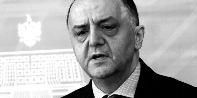 I JEPET SOT LAMTUMIRA E FUNDIT ARTAN LAMES/ Homazhet tek Akademia e Shkencave