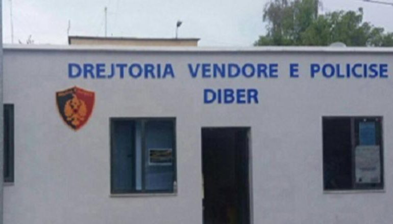 NUSJA DHUNON VJEHRRËN NË DIBËR/ Policia e shpall në kërkim 24-vjeçaren