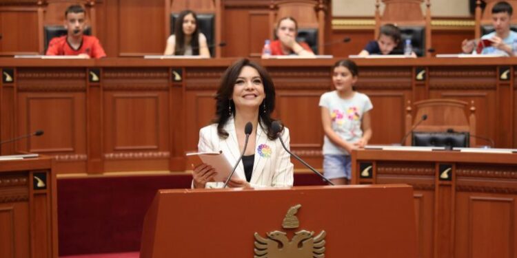 KUVENDI HAP DYERT PËR FËMIJËT ME RASTIN E 1 QERSHORIT/ Spiropali: Angazhim për të ardhme më të mirë
