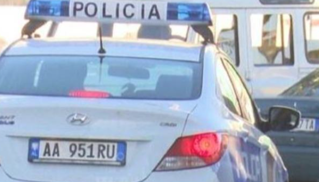 NDODH NË HAS/ Dy familje përleshen për pronat, çifti i bashkëshortëve përfundon i plagosur në spital! Policia i shoqëron të dyja palët
