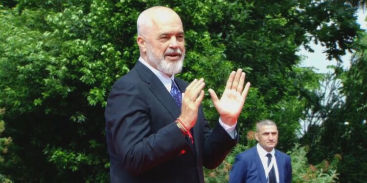 RAMA NË SAMITIN DY DITOR TË NATO-S/ Takime me shefin e Aleancës dhe Mbretin e Holandës