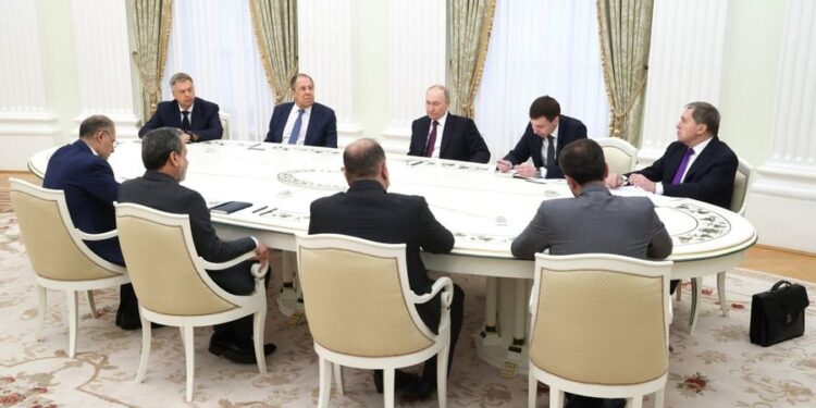 “DO MBËSHTESIM POPULLIN IRANIAN”/ Putin pret delegacionin nga Teherani: Agresion i pajustifikuar nga SHBA