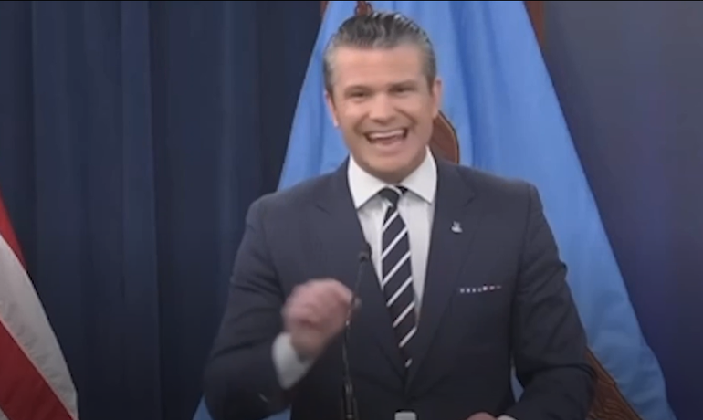 VIDEOLAJM/ Po fliste për sulmin e SHBA në Iran, sekretari amerikan i Mbrojtjes ngatërron Teheranin me Tiranën