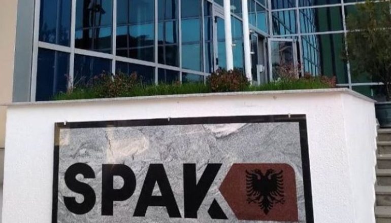 GJKKO DËNON TRE ZYRTARË/ Nën akuzë për shkelje të barazisë në tendera dhe falsifikim dokumentesh në Bashkinë Kurbin
