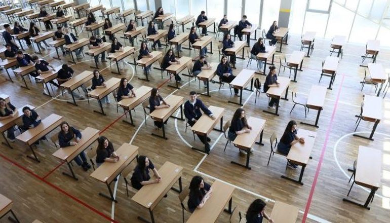 MATURA SHTETËRORE/ Publikohen notat e provimeve me zgjedhje: 360 ngelës, vetëm 366 maturantë ekselentë
