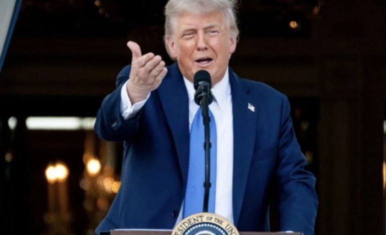 “MARRËVESHJA TREGTARE ME KINËN ËSHTË GATI”/ Trump: Kemi siguruar tarifat 55% dhe mineralet e rralla