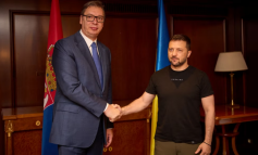 VUÇIÇ VIZITON PËR HERË TË PARË UKRAINËN/ Moska kërcënon Serbinë