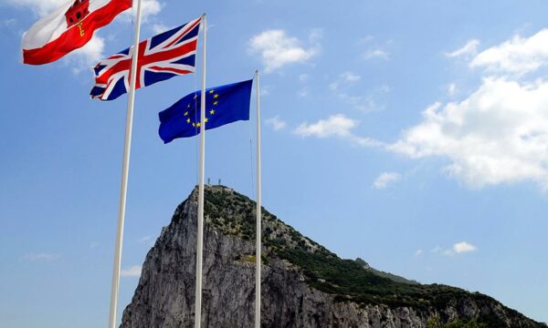 PAS VITESH TENSIONE/ BE dhe Britania arrijnë marrëveshje për Gjibraltarin
