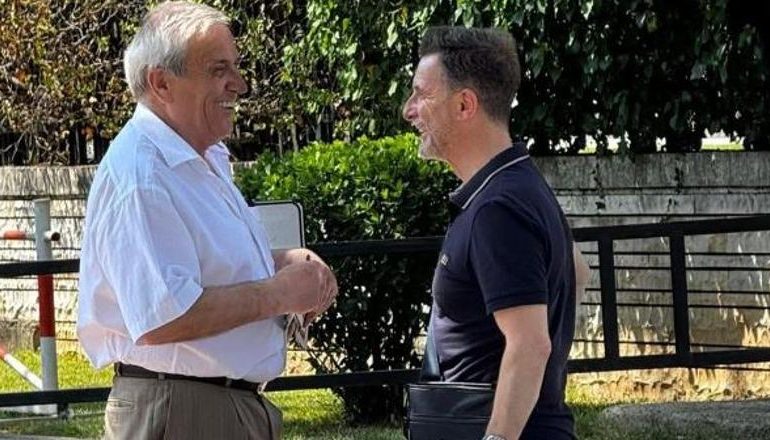 34 VITE PS/ Namik Dokle ndan foton me Braçen: Kënaqësi që urimet e para i mora nga ai dhe Gramoz Ruçi