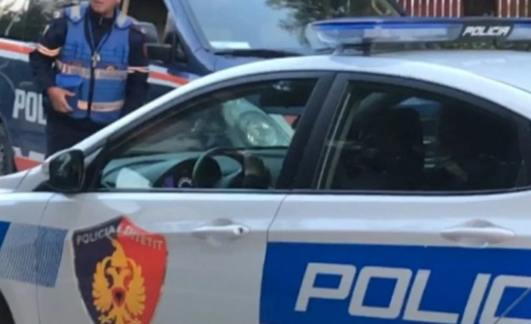 AKSIDENT NË AKSIN RRUGOR KORÇË-KAPSHTICË/ Dy automjete përplasen me njëra-tjetrën, dyshohet për të plagosur