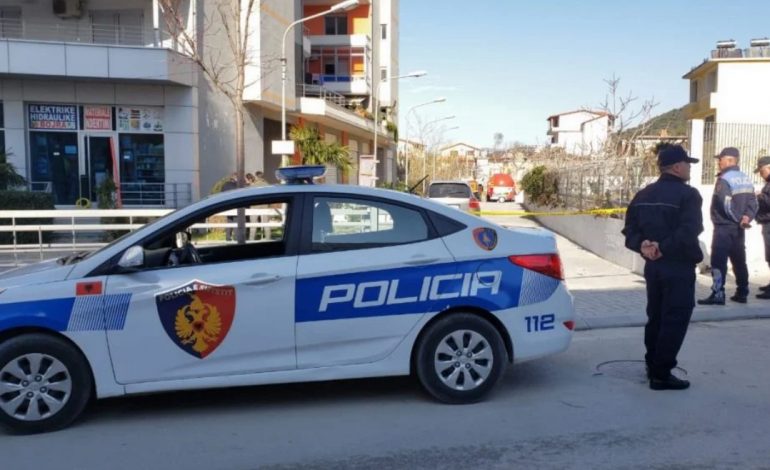 VETËPLAGOSJE ME ARMË ZJARRI NË VLORË/ 35-vjeçari dërgohet drejt ‘Traumës’