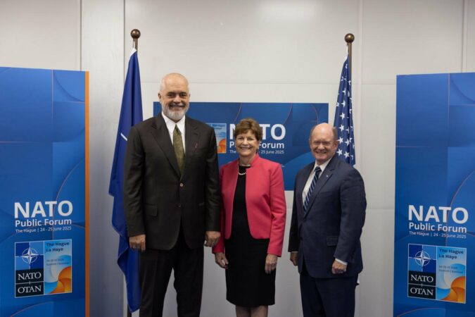 PUBLIKON FOTO NGA HAGA/ Rama: Takim me senatorët e grupit vëzhgues për NATO-n në Senatin Amerikan