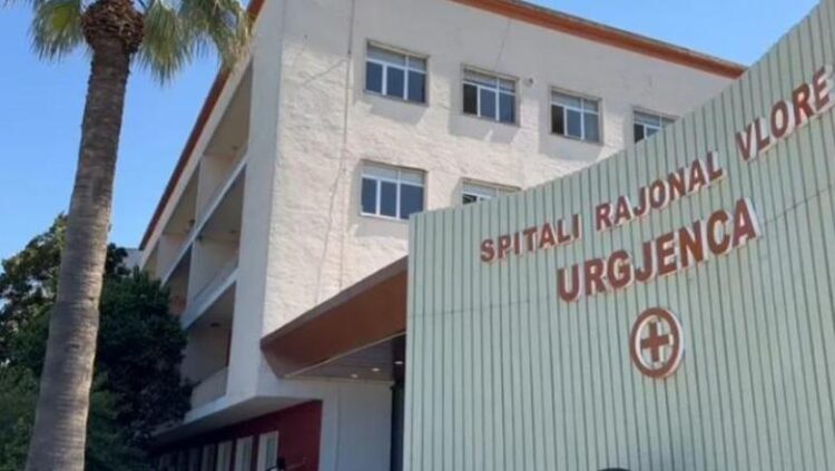 TRONDITËSE NË VLORË/ 17-vjeçarja tenton të vrasë veten me armë zjarri, dërgohet në spital me plumb në kokë