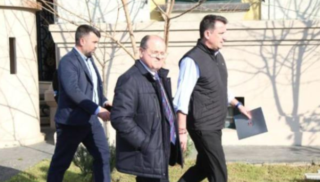 NËN MASA TË RREPTA SIGURIE/ Veliaj dërgohet në spitalin e Durrësit për ekzaminime! E shoqërojnë 30 Forca Speciale të Policisë së Burgjeve