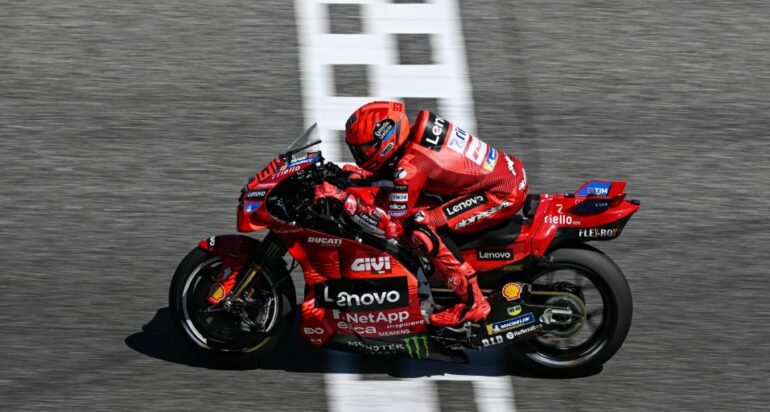 MOTO GP/ Botërori transferohet në Gjermani, Markez pa rivalë në Saksenring