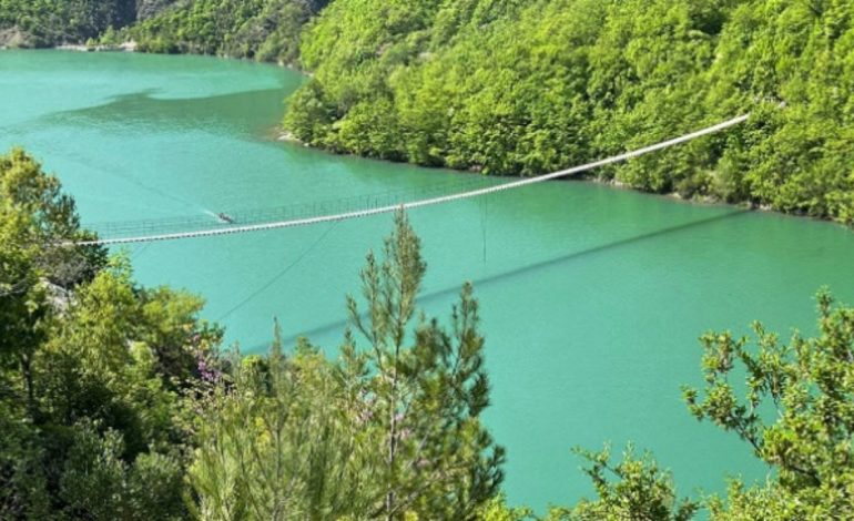 U GJET I PAJETË PRANË LIQENIT TË SHKOPETIT/ DETAJE nga vdekja e 23-vjeçarit: Dyshohet se u rrëmbye…
