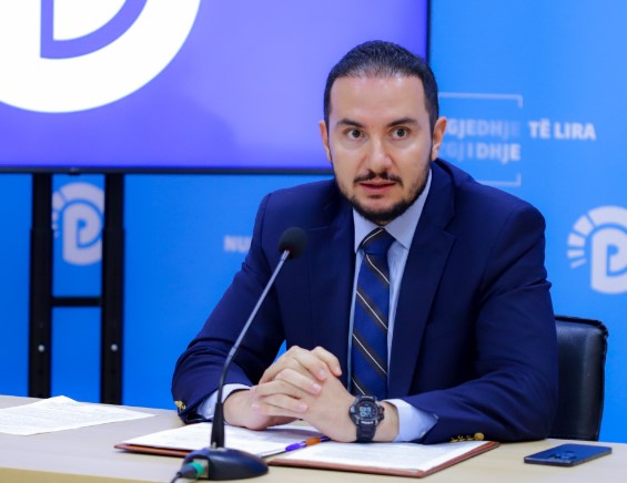 LIRIMI NGA BURGU/ Salianji: Jam dënuar për një denoncim që i bëri mirë shoqërisë