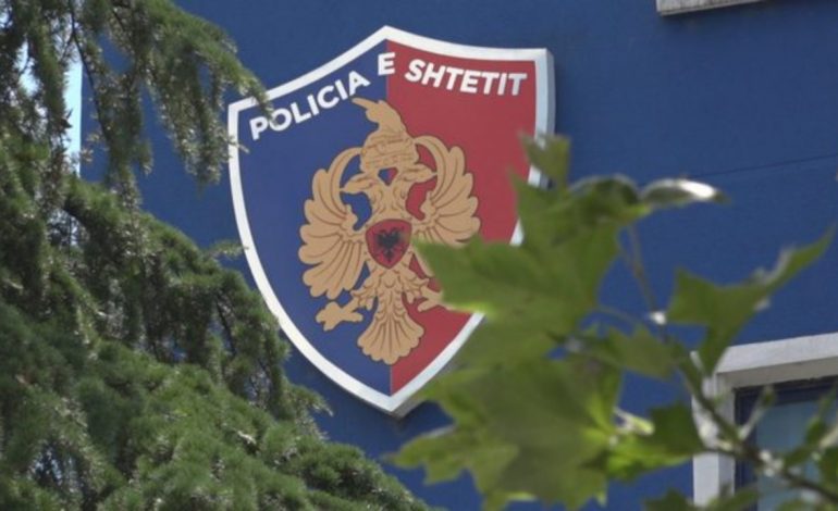 EMRAT/ Emërohen shefat e rinj të komisariateve në Vlorë, Mallakastër dhe Kuçovë, mes tyre një grua