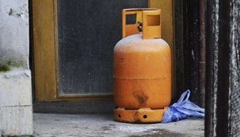 SHPËRTHEN BOMBOLA E GAZIT NË SHKODËR/ Plagoset pronari i banesës! Dërgohet në spital, jashtë rrezikut për jetën