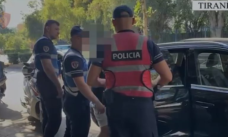 NË KËRKIM NDËRKOMBËTAR NGA SPANJA/ Arrestohet në Tiranë pjesëtari i një organizate kriminale, 37-vjeçari do të ekstradohet në Madrid