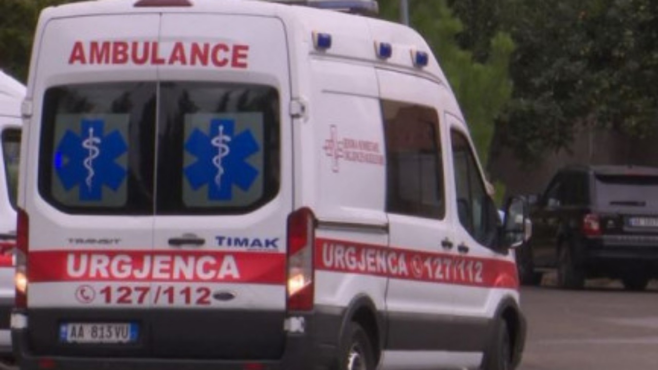 E RËNDË NË TIRNAË/ 29-vjeçari gjendet pa jetë në parkimin e pallatit ku banonte