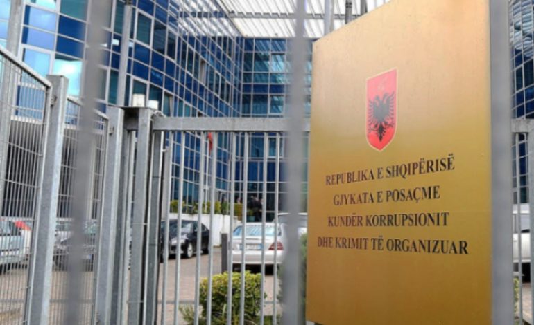 “DUMANI SA NUK ËSHTË PËRLESHUR FIZIKISHT ME NJË GJYKATËSE”/ GJKKO reagon pas deklaratës së Berishës