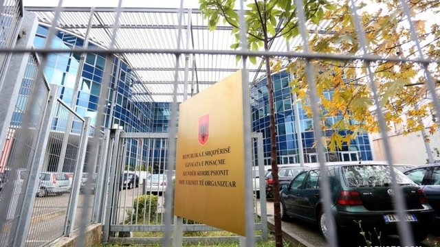 MILIONA EURO NGA ZVICRA NË SHQIPËRI/ Burg për dy të arrestuarit shqiptarë, kapet edhe…(EMRAT)