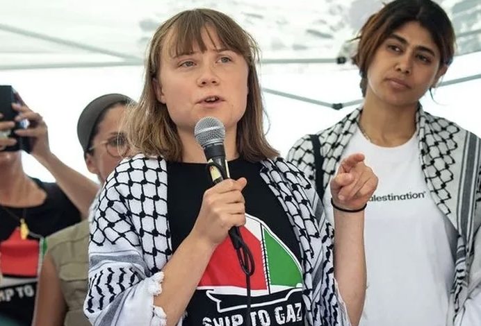 LUFTA NË GAZA/ Greta Thunberg protestë në Tiranë