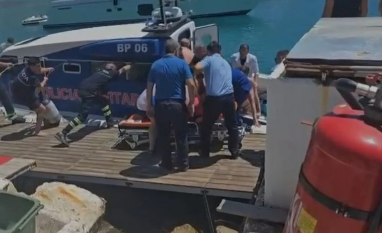 TRAGJIKE/ U rrëzua teksa zbriste me litar shkëmbin, humb jetën turistja holandeze në Vlorë
