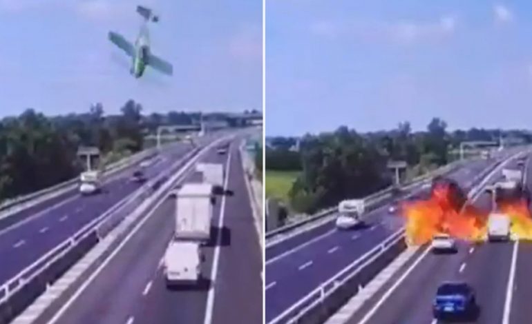 PAMJET TRONDITËSE/ Avioni rrëzohet në mes të autostradës në Itali, dy të vdekur