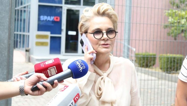 IU KOMUNIKUAN AKUZAT/ Kryemadhi pas daljes nga SPAK: Ilir Meta s’ka lidhje, telenovelë që do e bëj film! Nëse dhurata ka kaluar shifrën ligjore, të gjykohem