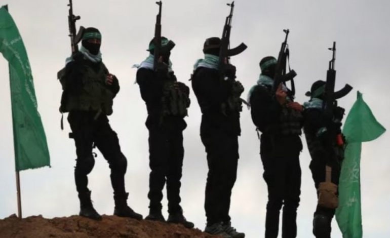 SHTETET ARABE THYEJNË HESHTJEN/ Për herë të parë kërkojnë publikisht që Hamasi të dorëzojë armët dhe pushtetin në Gaza
