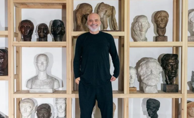 INTERVISTA/ “Nga dhuna prej shërbimit sekret në ’97, te telefonata me Nanon”, Rama rrëfehet për gazetarin gjerman: Në shtëpi kam opozitën më të ashpër