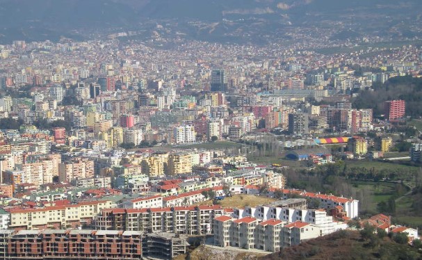 RIPARIMI I BANESAVE NË TIRANË/ Hapen aplikimet. Bashkia, thirrje për qytetarët në vështirësi ekonomike