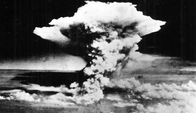 BOMBA QË NA MBAN PENG/ 80 vite nga katastrofa bërthamore në Hiroshima dhe Nagasaki