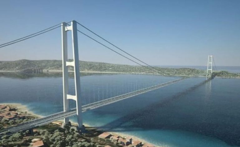 NIS NDËRTIMI I URËS QË DO BASHKOJË ITALINË ME SIÇILINË/ Projekti më i madh infrastrukturor në dekada