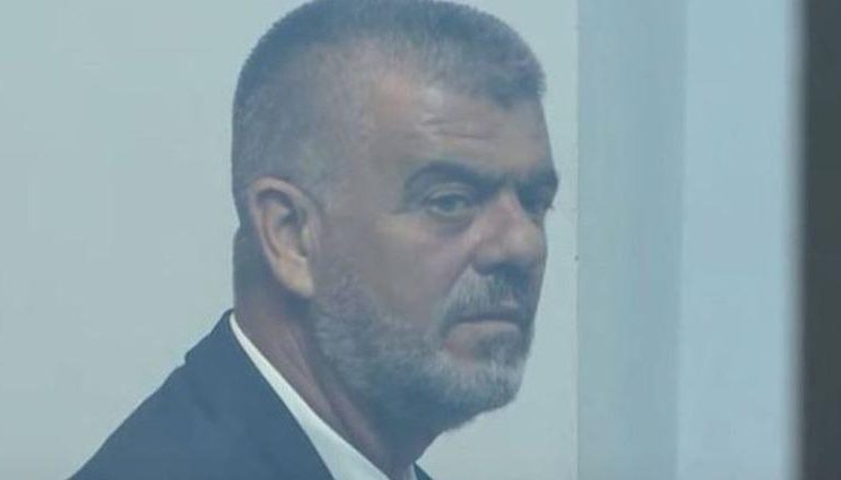 LEFTER KOKA LË QELINË/ Ish-ministri i Mjedisit merr 8 orë leje për të vizituar nënën e sëmurë