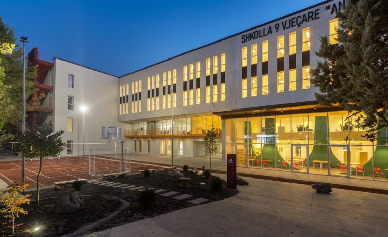 “XHEVAIR ARKITEKTONIK”/ Rama publikon pamje nga shkolla e re “Angela Merkel” në Kamëz