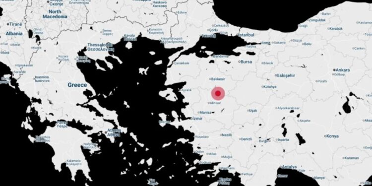 TËRMETI 6.1 I SHKALLËS RIHTER “SHKUND” TRUQINË PERËNDIMORE/ Disa persona bllokohen nën rrënojat e shtëpive që u shembën