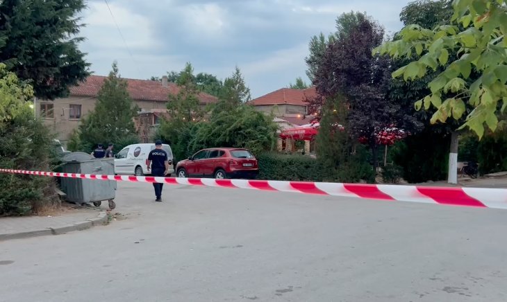 VRASJA E 14-VJEÇARIT/ Familja e autorit largohet nga banesa, mbyllet edhe lokali ku ndodhi krimi