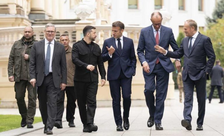“ZELENSKY DUHET TË JETË NË TRYEZË”/ Europa i drejtohet Trump pas samitit, asnjë fjalë për Putin